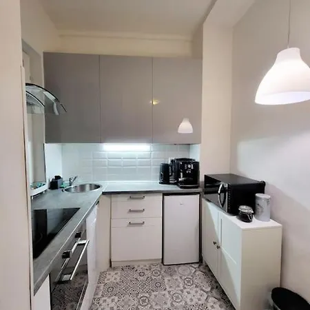 V Centre Diania アパート